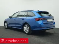 Gebraucht Skoda Octavia Ambition 116 PS (85 kW) 2023 Raceblau (metallic) Kombi