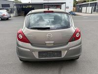Gebraucht Opel Corsa Basis 60 PS (44 kW) 2011 Magma rot (b) Kleinwagen