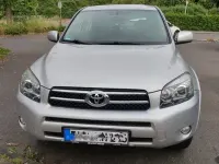 Gebraucht Toyota RAV4 177 PS (130 kW) 2009 Silber SUV