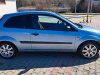 Gebraucht Ford Fiesta Ambiente 69 PS (50 kW) 2006 Blau Kleinwagen