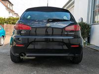 Gebraucht Alfa Romeo 147 105 PS (77 kW) 2010 Schwarz Kleinwagen
