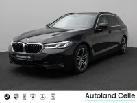 Gebraucht BMW 520 Sport Line 190 PS (139 kW) 2023 Saphirschwarz475schwarz Limousine