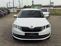 Gebraucht Skoda Octavia Style 150 PS (110 kW) 2019 Bila moon/moon white Kombi