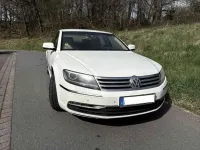 Gebraucht VW Phaeton 239 PS (175 kW) 2013 Weiß Limousine