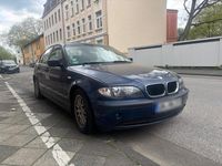 Gebraucht BMW 318 143 PS (105 kW) 2003 Blau Limousine