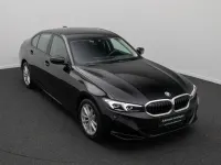 Gebraucht BMW 318 Sport Line 156 PS (114 kW) 2024 Schwarz Limousine