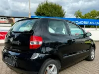 Gebraucht VW Fox Basis 54 PS (39 kW) 2006 Schwarz Kleinwagen