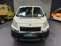 Gebraucht Peugeot Expert 128 PS (94 kW) 2013 Weiß Van