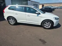 Gebraucht Volvo XC60 Kinetic 150 PS (110 kW) 2016 Weiß SUV