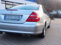 Gebraucht Mercedes E320 224 PS (164 kW) 2003 Silber Limousine