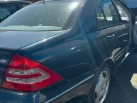 Second-hand Mercedes C200 163 CP (119 kW) 2002 Albastru Berlinǎ