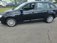 Gebraucht Skoda Rapid 90 PS (66 kW) 2014 Schwarz Kleinwagen