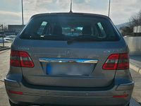 Gebraucht Mercedes B180 109 PS (80 kW) 2005 Gold Van / Kleinbus