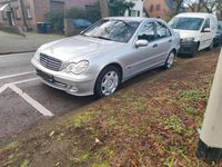Gebraucht Mercedes C220 Classic 150 PS (110 kW) 2004 Silber Limousine