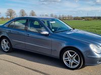 Gebraucht Mercedes E200 Elegance 163 PS (119 kW) 2005 Blau Limousine