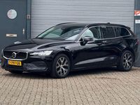 Gebraucht Volvo V60 Core 197 PS (144 kW) 2023 Schwarz Kombi