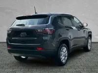 Neu Jeep Compass Altitude 130 PS (95 kW) 2025 Grau SUV