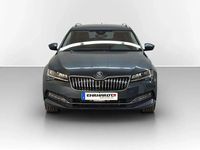 Gebraucht Skoda Superb Style 200 PS (147 kW) 2022 Grau Kombi