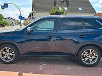 Gebraucht Mitsubishi Outlander 150 PS (110 kW) 2015 Blau SUV