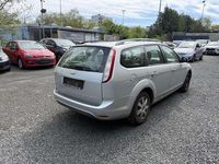 Gebraucht Ford Focus Style 101 PS (74 kW) 2008 Polarsilber metallic Kombi