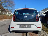 Gebraucht VW up! CLUB 60 PS (44 kW) 2017 Weiß Kleinwagen