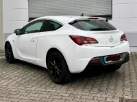 Gebraucht Opel Astra 131 PS (96 kW) 2012 Weiß Coupé