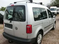 Gebraucht VW Caddy Trendline 102 PS (75 kW) 2018 Silber Van / Kleinbus