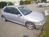 Gebraucht Peugeot 306 90 PS (66 kW) 2000 Silber Kleinwagen