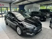 Gebraucht Ford Focus Titanium 125 PS (91 kW) 2017 Schwarz Limousine
