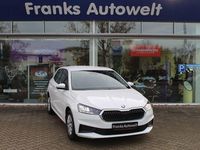 Gebraucht Skoda Fabia Active 65 PS (47 kW) 2022 Weiß Limousine