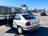 Gebraucht BMW 316 102 PS (75 kW) 1999 Silber Kleinwagen