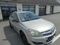Gebraucht Opel Astra Basis 90 PS (66 kW) 2009 Gold Limousine