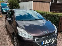 Gebraucht Peugeot 208 Active 82 PS (60 kW) 2013 Braun Kleinwagen