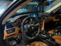 Gebraucht BMW 330 258 PS (189 kW) 2018 Braun Limousine