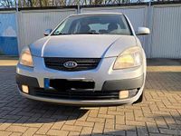 Gebraucht Kia Rio EX 97 PS (71 kW) 2007 Grau Limousine