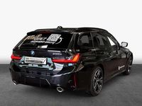 Gebraucht BMW 330e Performance 184 PS (135 kW) 2024 Schwarz Kombi