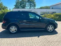 Gebraucht Mercedes ML320 224 PS (164 kW) 2005 Schwarz SUV