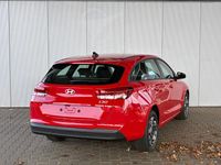 Neu Hyundai i30 Style 140 PS (102 kW) 2026 Engine red Kombi
