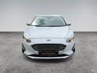 Gebraucht Ford Focus Trend 86 PS (63 kW) 2019 Frozen white Limousine