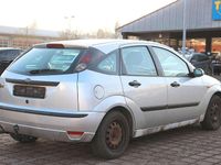 Gebraucht Ford Focus 101 PS (74 kW) 2002 Silber Limousine