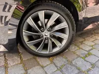 Gebraucht Skoda Superb Premium Edition 200 PS (147 kW) 2022 Cerna magic/black magic Kombi