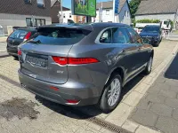 Gebraucht Jaguar F-Pace 179 PS (131 kW) 2018 Grau SUV