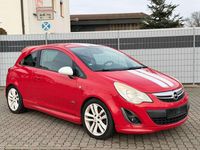 Gebraucht Opel Corsa Color Edition 150 PS (110 kW) 2011 Magma rot (b) Kleinwagen