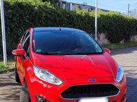 Gebraucht Ford Fiesta 101 PS (74 kW) 2017 Rot Kleinwagen