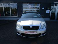 Gebraucht Skoda Octavia Classic 102 PS (75 kW) 2010 Silber Kombi