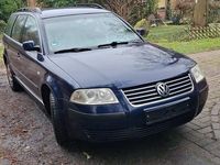 Używany VW Passat 102 KM (75 kW) 2002 Niebieski Kombi