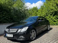 Gebraucht Mercedes E350 292 PS (214 kW) 2009 Schwarz Coupé