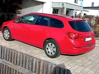 Używany Opel Astra Edition 110 KM (80 kW) 2012 Czerwony Kombi