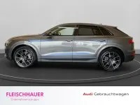 Gebraucht Audi Q8 S-Line 286 PS (210 kW) 2023 Grau SUV