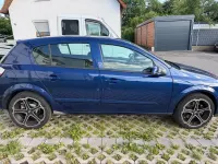 Gebraucht Opel Astra 101 PS (74 kW) 2006 Blau Limousine